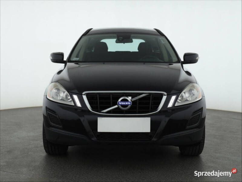 Czarny Używany 2011 Volvo XC60 SUV | 39 999 zł (Dobra cena) - Obraz 1/4