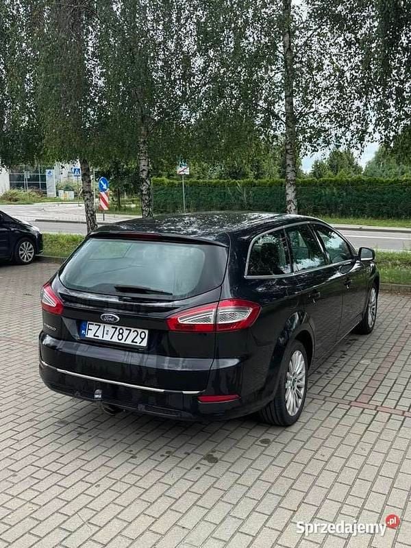 Używany Ford Mondeo 163 KM (119 kW) 2011 Czarny Kombi