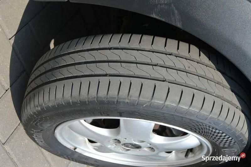 Używany Mini ONE 90 KM (66 kW) 2010 Szary (metalik) Hatchback