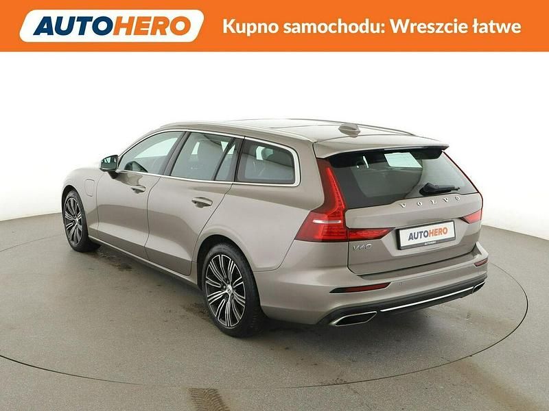 Używany Volvo V60 Inscription 341 KM (250 kW) 2020 Szary Kombi