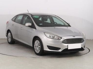 Srebrny Używany 2017 Ford Focus Sedan/Limuzyna | 28 499 zł (Super Cena) - Obraz 1/4
