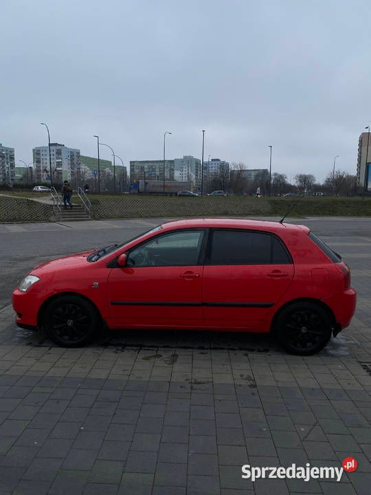 Używany Toyota Corolla 2004 Czerwony Hatchback
