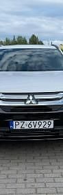 Używany Mitsubishi Outlander 150 KM (110 kW) 2018 Biały SUV