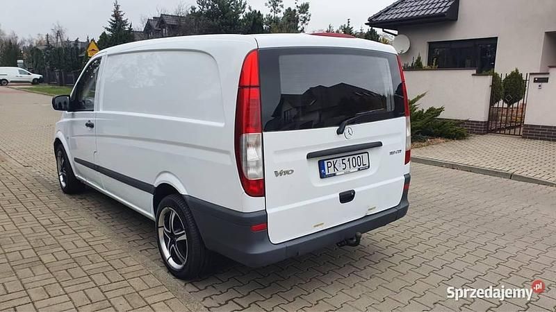 Biały Używany 2011 Mercedes Vito Minivan | 25 000 zł (Super Cena) - Obraz 1/4