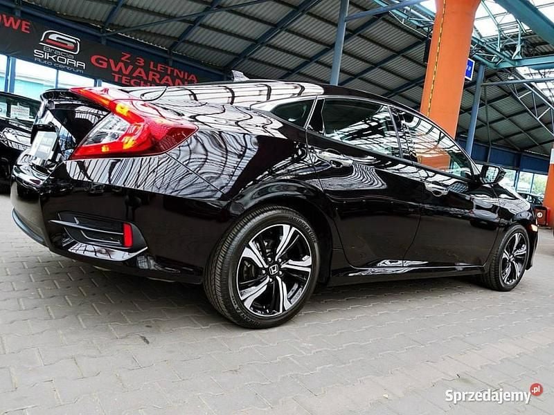 Używany Honda Civic 182 KM (133 kW) 2019 Brązowy Sedan/Limuzyna