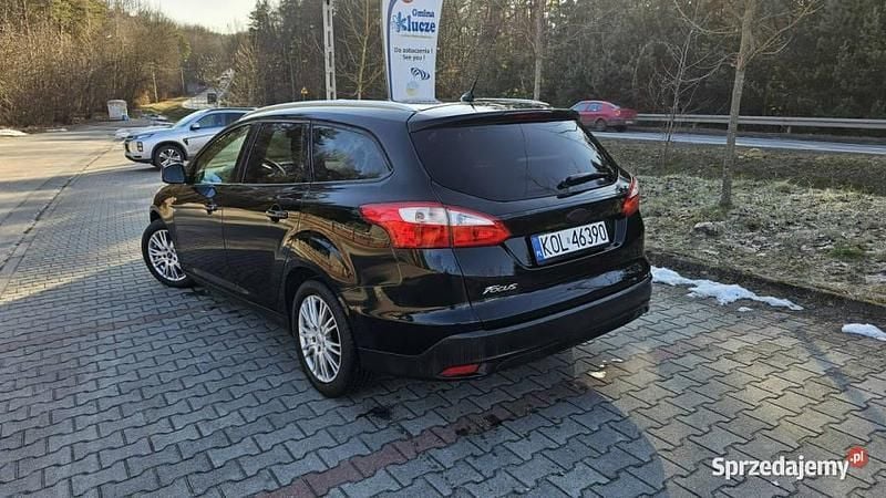 Czarny (metalik) Używany 2011 Ford Focus Sedan/Limuzyna | 17 900 zł (Uczciwa cena) - Obraz 1/4