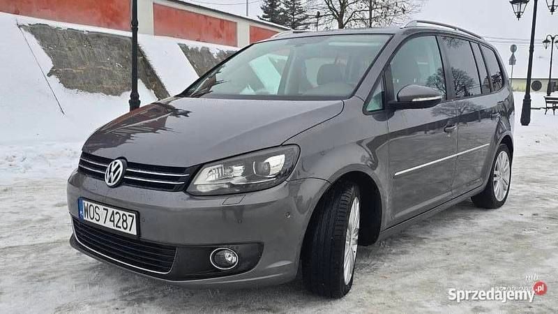 Używany VW Touran Highline 2010 Minivan