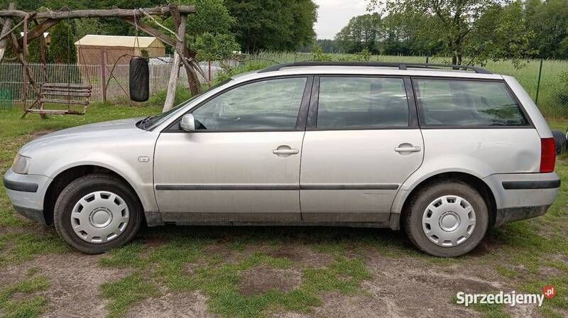 Srebrny Używany 2000 VW Passat Kombi | 3500 zł (Uczciwa cena) - Obraz 1/4