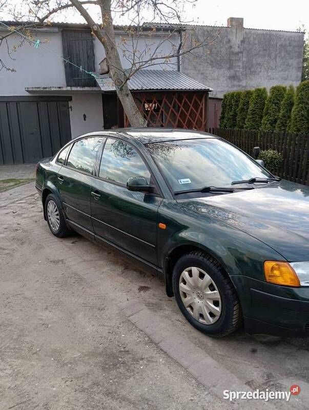 Zielony Używany 1997 VW Passat Sedan/Limuzyna | 2700 zł - Obraz 1/4