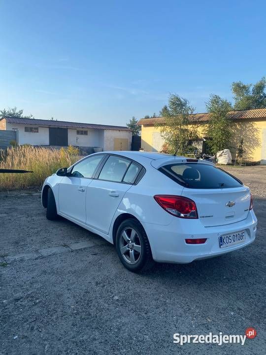 Używany Chevrolet Cruze 2011 Biały Hatchback