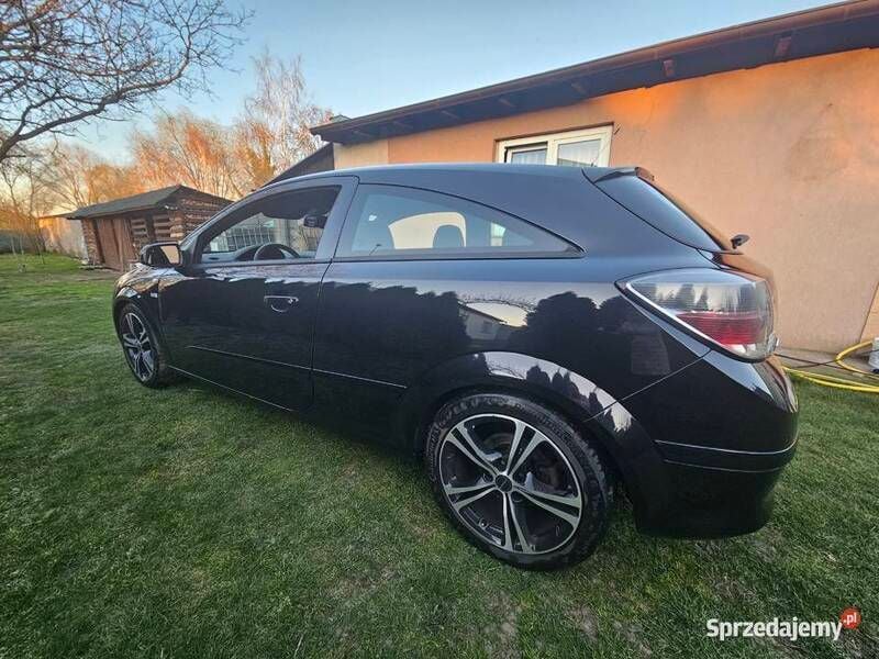 Używany Opel Astra GTC 2007 Czarny Hatchback