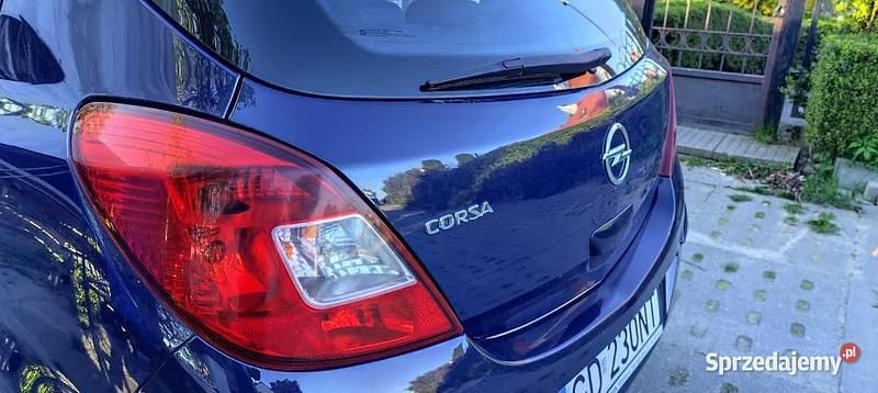 Używany Opel Corsa 2012 Granatowy Sedan/Limuzyna