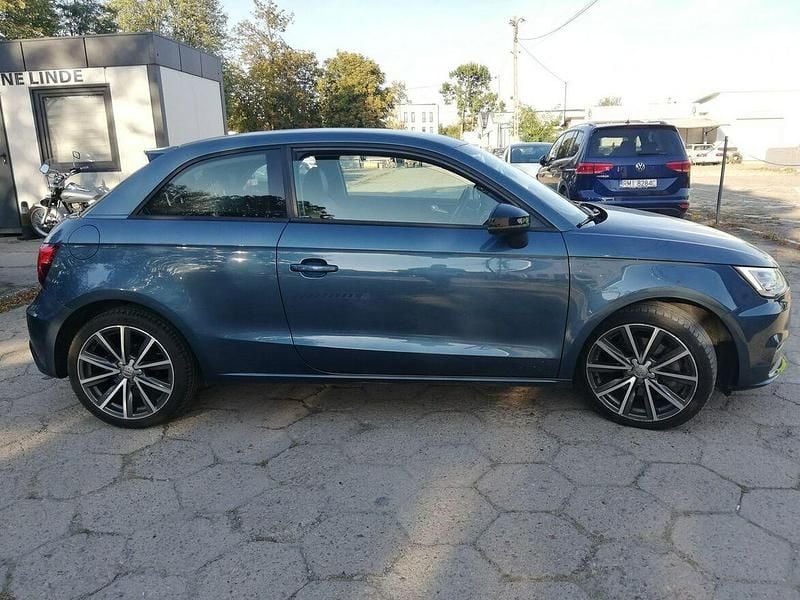 Używany Audi A1 115 KM (84 kW) 2016 Szary Hatchback