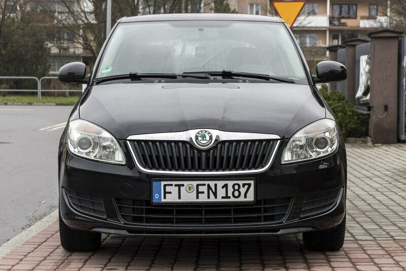Używany Skoda Fabia 75 KM (55 kW) 2012 Czarny Hatchback