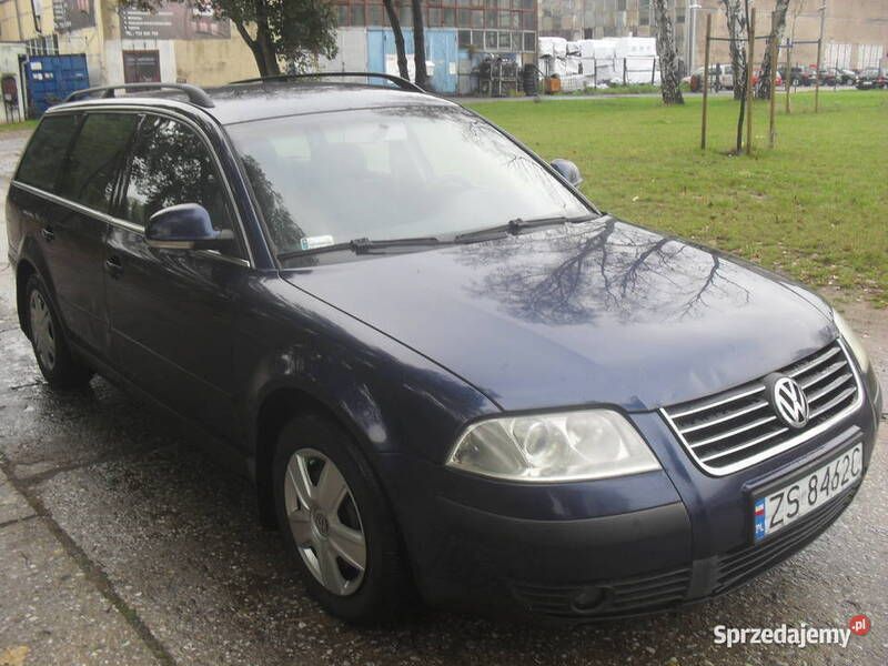 Używany VW Passat 2005 Granatowy Sedan/Limuzyna