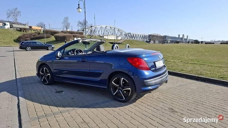 Granatowy Używany 2008 Peugeot 207 CC Sport Kabriolet | 13 500 zł (Uczciwa cena) - Obraz 1/4