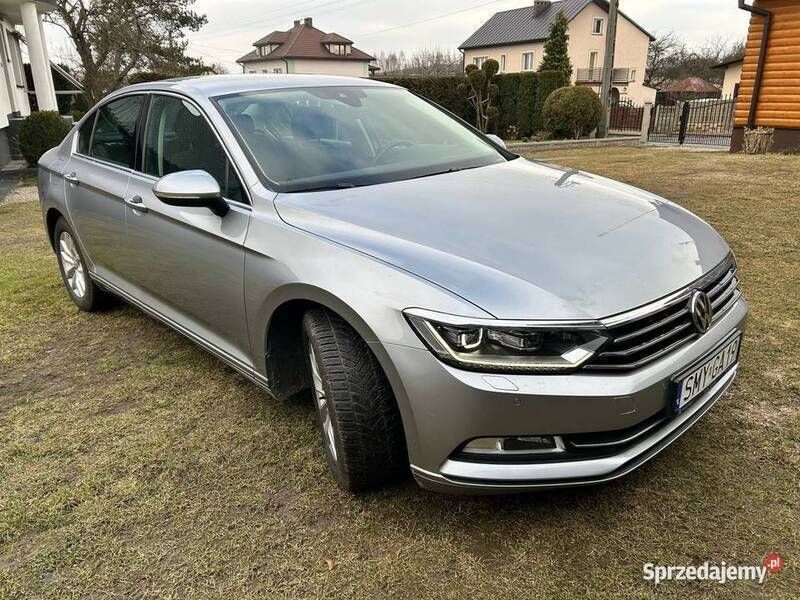 Używany VW Passat Comfortline 150 KM (110 kW) 2019 Srebrny Sedan/Limuzyna
