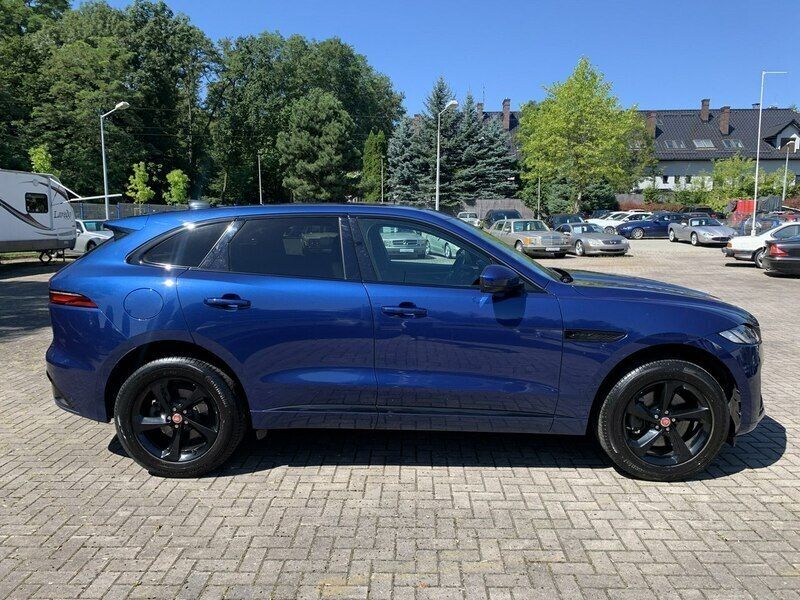 Używany Jaguar F-Pace 250 KM (183 kW) 2022 Niebieski SUV