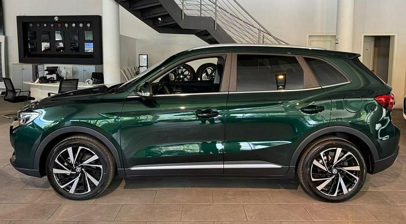 Nowe MG ZS Exclusive 197 KM (144 kW) 2025 Zielony Sedan/Limuzyna