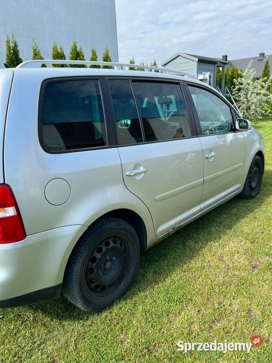 Srebrny Używany 2007 VW Touran Minivan | 9200 zł - Obraz 1/4
