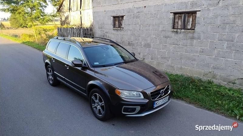 Używany Volvo XC70 2012 Brązowy SUV