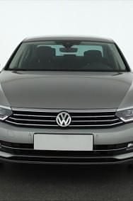 Używany VW Passat 150 KM (110 kW) 2016 Szary Sedan/Limuzyna
