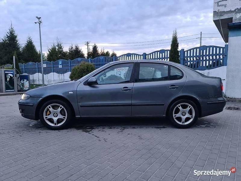 Używany Seat Toledo 2003 Szary Sedan/Limuzyna