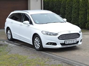 Biały Używany 2016 Ford Mondeo Titanium Kombi | 38 900 zł (Uczciwa cena) - Obraz 1/4