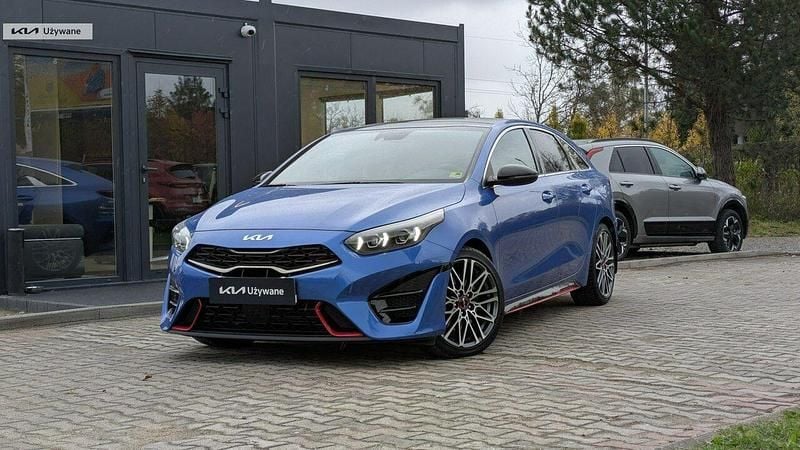 Niebieski Używany 2023 Kia ProCeed GT Hatchback | 129 900 zł - Obraz 1/4