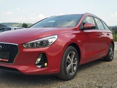 Czerwony Używany 2017 Hyundai i30 Kombi | 38 700 zł (Dość drogi) - Obraz 1/4