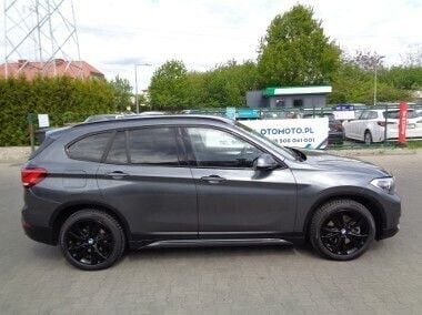 Używany 2021 BMW X1 SUV | 124 900 zł (Drogi) - Obraz 1/4