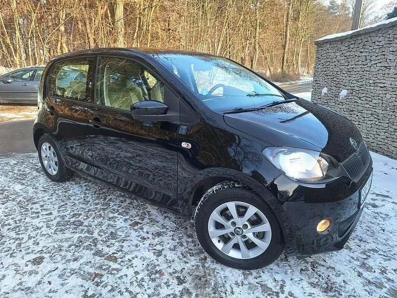 Czarny (metalik, perła) Używany 2013 Skoda Citigo Elegance Hatchback | 17 300 zł - Obraz 1/4
