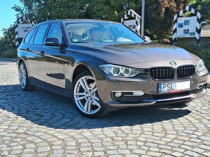 Używany BMW 320 2013 Brązowy Kombi