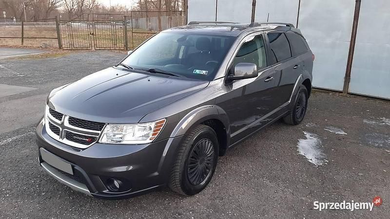 Szary Używany 2019 Dodge Journey SUV | 59 000 zł (Uczciwa cena) - Obraz 1/4