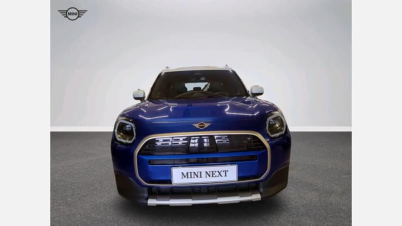 Używany Mini Countryman 150 kW (204 KM) 2024 Blazing blue metalizowany SUV