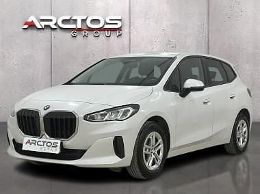Biały Używany 2022 BMW 218 Hatchback | 99 900 zł (Uczciwa cena) - Obraz 1/4