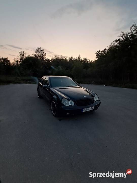 Używany 2002 Mercedes C200 | 11 900 zł - Obraz 1/4