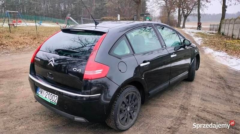 Używany Citroën C4 2007 Czarny Hatchback