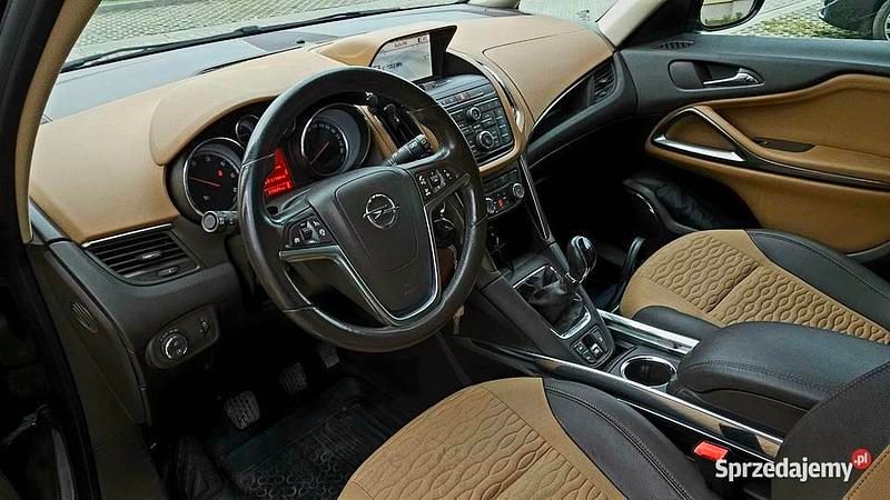 Używany Opel Zafira Tourer Cosmo 2012 Minivan