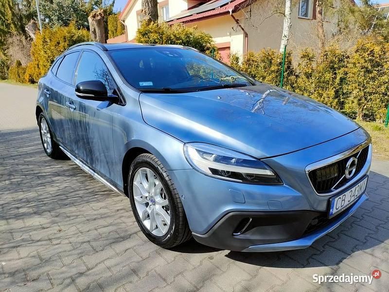 Używany Volvo V40 Summum 2017 Hatchback