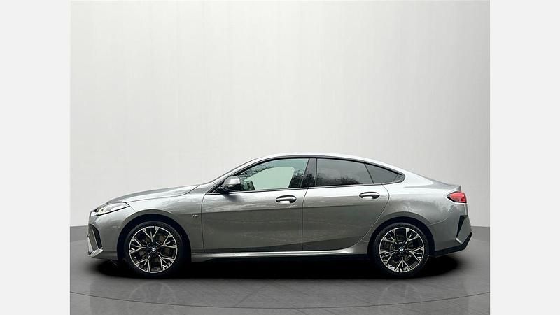 Używany BMW 220 Shadowline 156 KM (114 kW) 2025 Szary skyscraper metalizowany Coupe