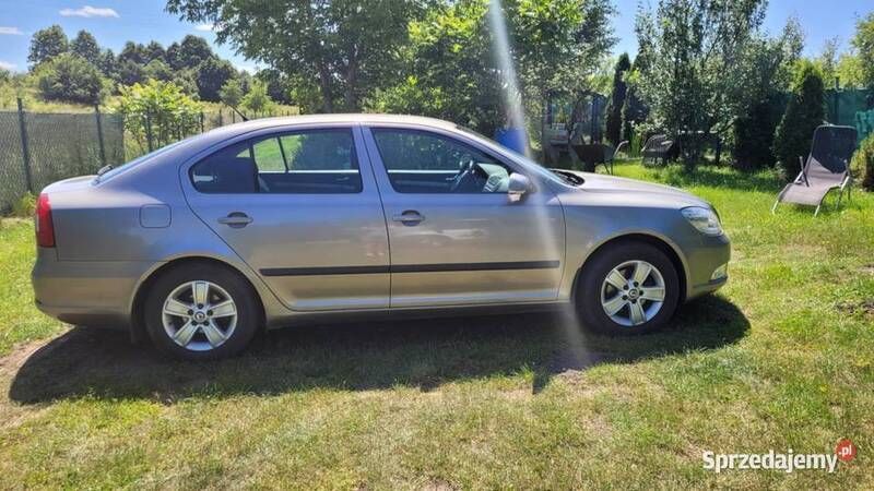 Beżowy Używany 2008 Skoda Octavia Sedan/Limuzyna | 12 500 zł (Uczciwa cena) - Obraz 1/4