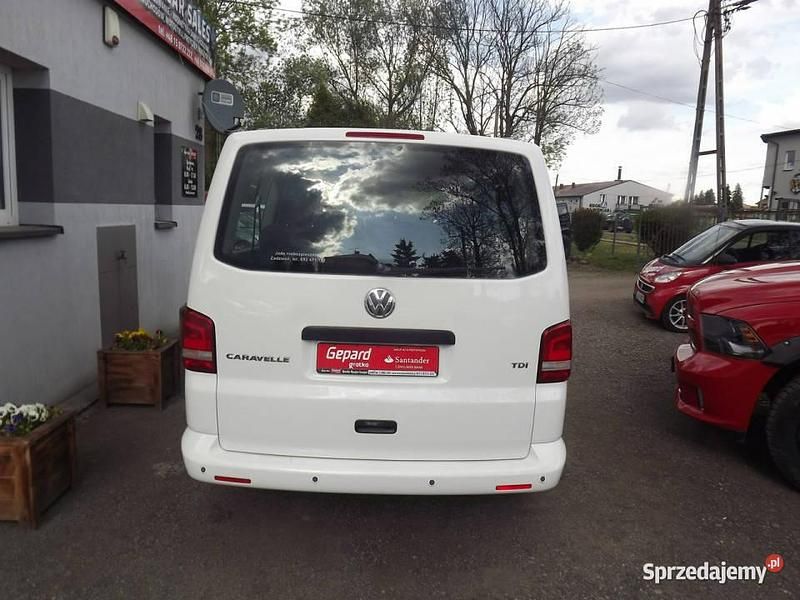 Używany VW Caravelle 140 KM (102 kW) 2012 Biały Minivan