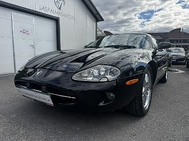 Czarny Używany 2000 Jaguar XK8 Coupe | 69 000 zł - Obraz 1/4