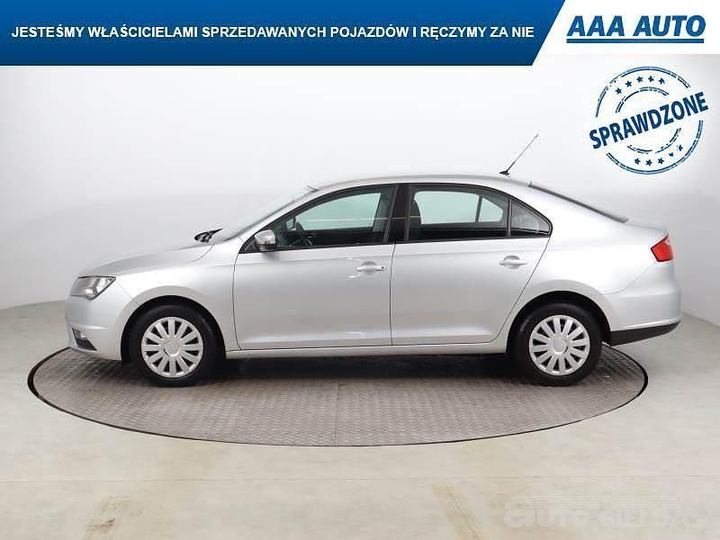 Używany Seat Toledo 2017 Srebrny Hatchback