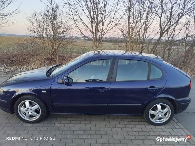 Używany Seat Leon Sport 2002 Granatowy Hatchback
