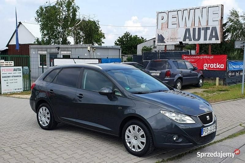 Szary Używany 2010 Seat Ibiza ST Kombi | 20 900 zł (Uczciwa cena) - Obraz 1/4