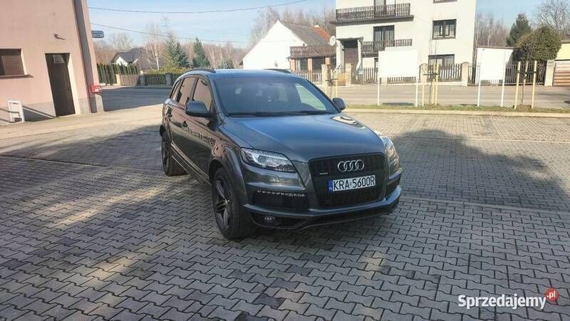 Używany Audi Q7 S-Line 2012 Szary SUV