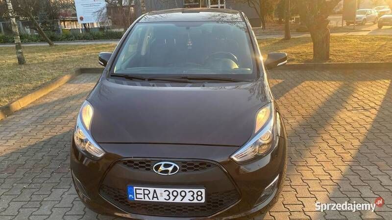 Brązowy Używany 2016 Hyundai ix20 Minivan | 39 000 zł (Uczciwa cena) - Obraz 1/4
