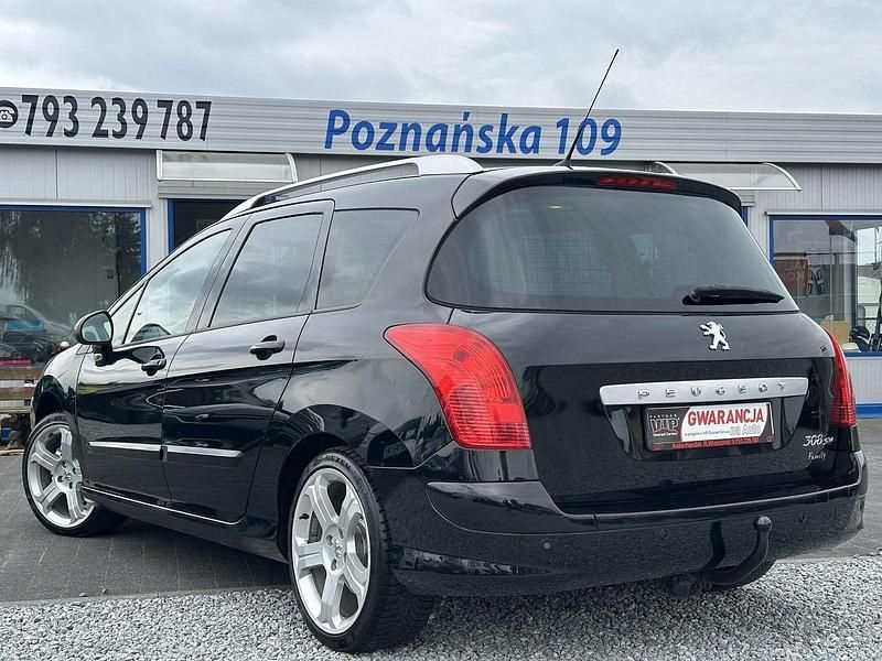 Używany Peugeot 308 SW 120 KM (88 kW) 2011 Czarny (metalik) Kombi